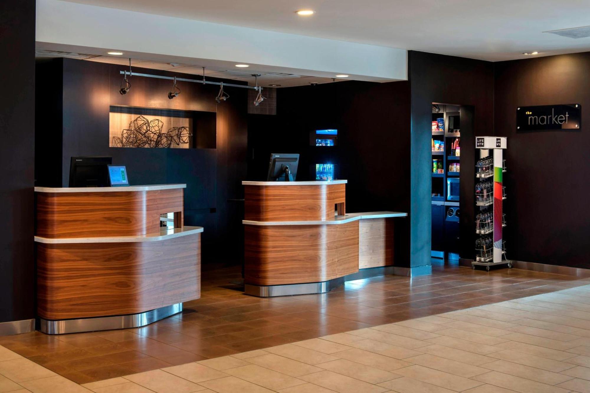 Courtyard By Marriott Poughkeepsie Hotel Eksteriør billede