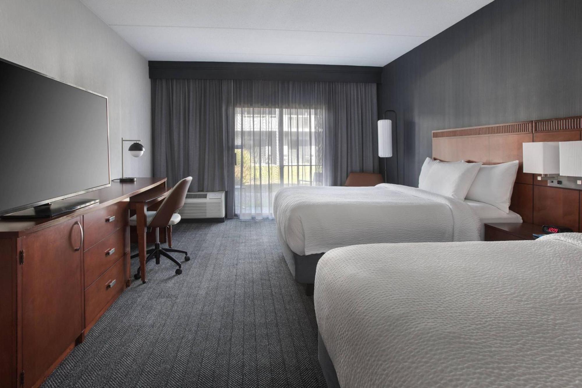 Courtyard By Marriott Poughkeepsie Hotel Eksteriør billede