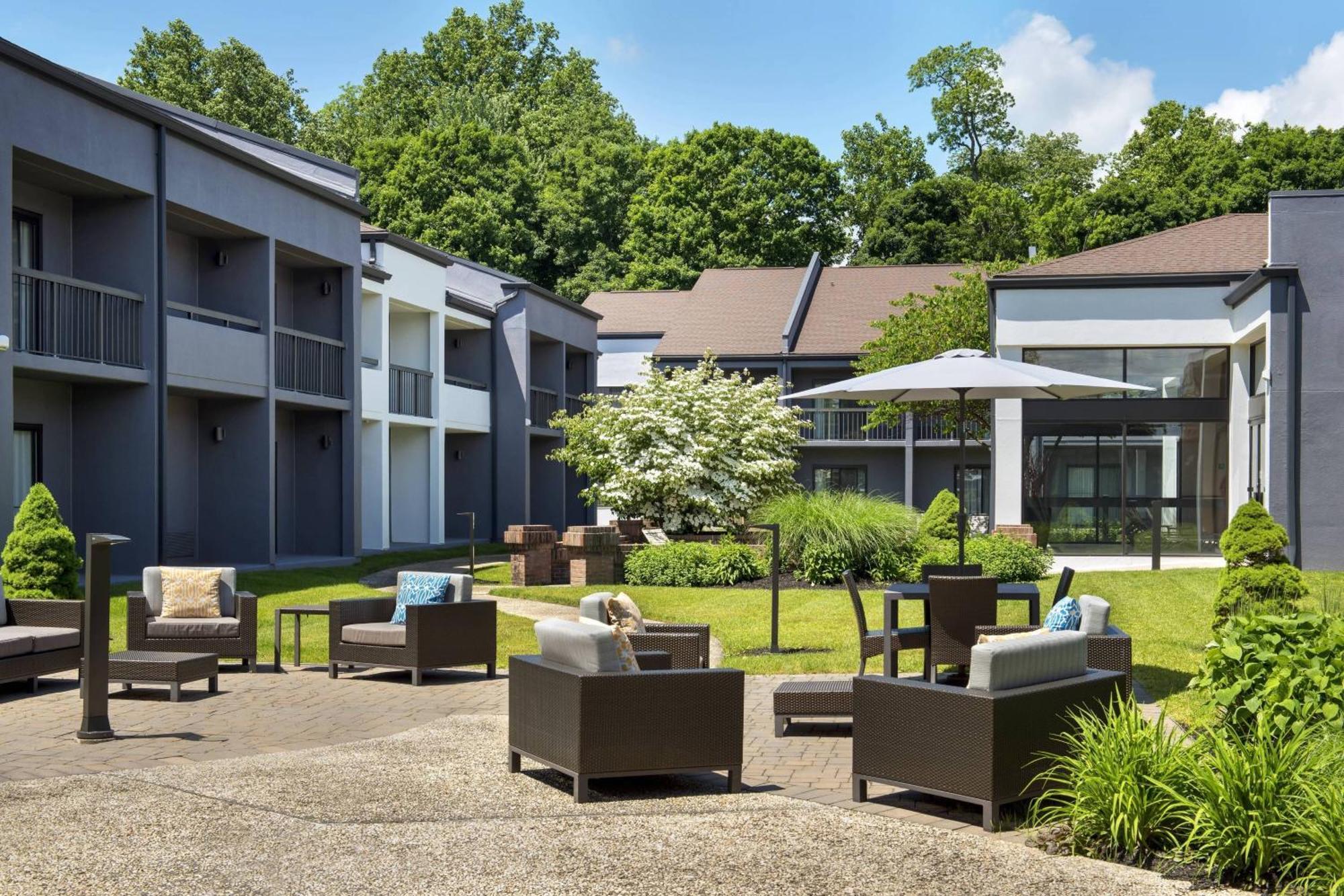 Courtyard By Marriott Poughkeepsie Hotel Eksteriør billede